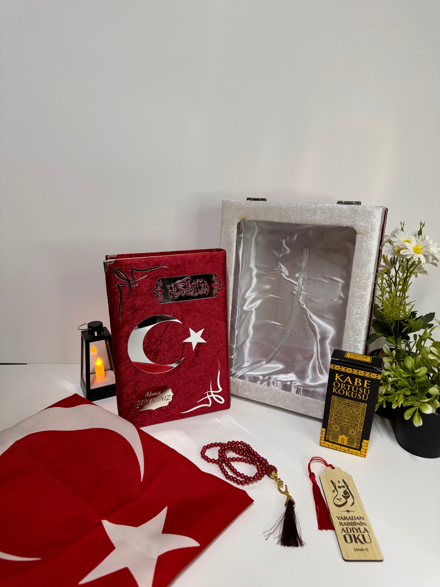 Kur'an-ı Kerim Seti Kadife Kaplı Bilgisayar Hatlı Şefaf Kapaklı Sandık Kutulu